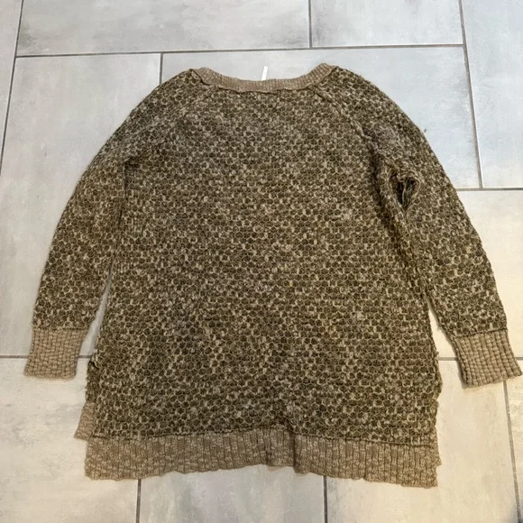 Free People Jeepster Honeycomb Oversized Sweater in Olive Green - Picture 3 of 4